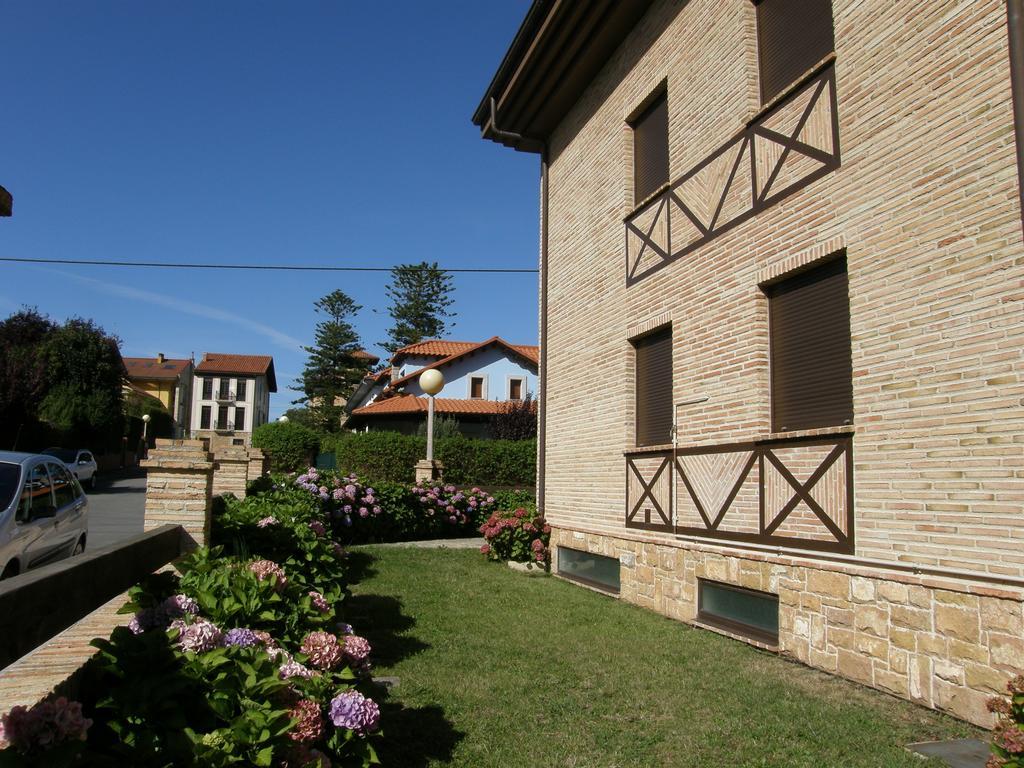 ריבאדסלה Apartamentos La Marina מראה חיצוני תמונה